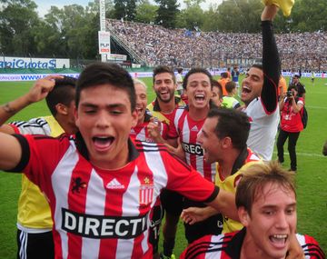 Estudiantes venció 1 a 0 a Gimnasia y se quedó con el clásico platense