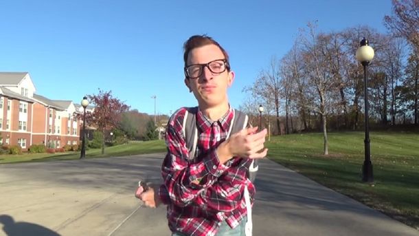 Conocé la historia de Joey Suchanek, el chico que se está convirtiendo en piedra