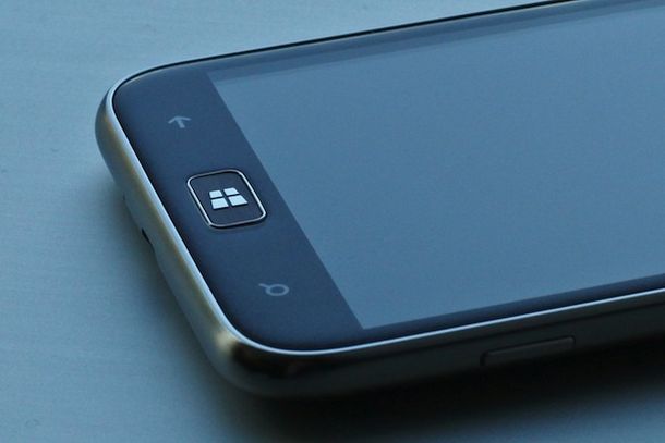 Samsung anunció su primer celular con Windows Phone 8