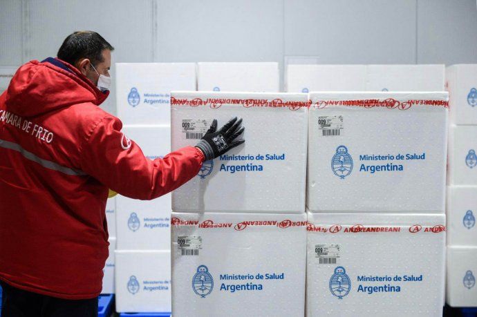 Comienza la distribución de más de 300 mil dosis del componente 2 de Sputnik V