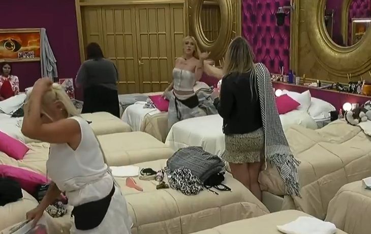 Gran Hermano: una participante invitó a fumar porro a otra y cortaron la transmisión