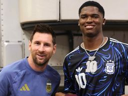 asi fue el encuentro de lionel messi con marcel reed, el mariscal de campo de la universidad de texas asi fue el encuentro de lionel messi con marcel reed, el mariscal de campo de la universidad de texas