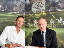 Rodrigo Bentancur firmó con Juventus - Crédito:&nbsp;@juventusfc