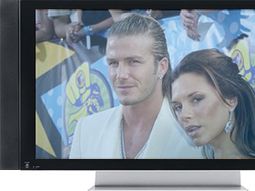 Beckham-y-esposa-n-tele