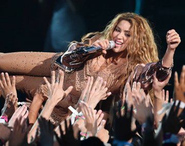 Así fue la presentación de Shakira en los MTV Video Music Awards