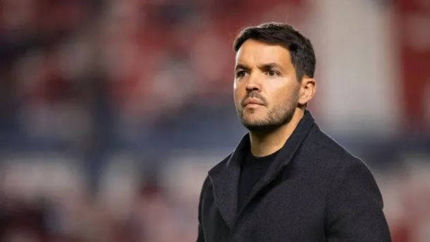 Nicolás Larcamón finalmente no será el entrenador de Independiente