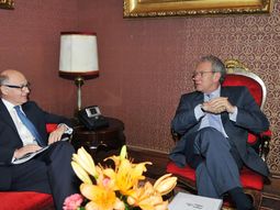 Respaldo del Perú por fondos buitre y Malvinas