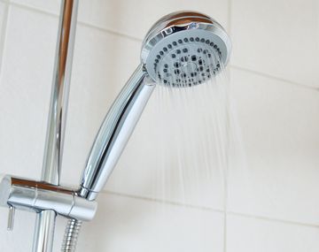 &nbsp;El truco casero para terminar con las manchas y los hongos en pocos pasos