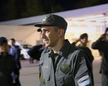 Nahuel Gallo participó del izamiento de la Bandera en el Edificio Centinela