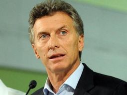 Mauricio Macri firmó 18 decretos de necesidad y urgencia en un año de gobierno Mauricio Macri firmó 18 decretos de necesidad y urgencia en un año de gobierno