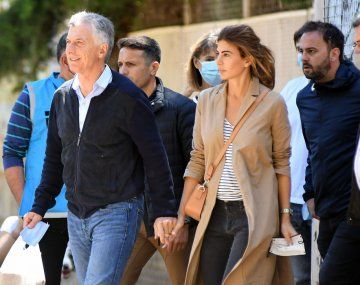 Macri fue a votar con militantes que maltrataron a la prensa