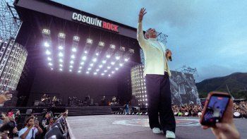 fito paez bajo el telon de un historico cosquin rock: orgullo de ser un eslabon de la musica argentina fito paez bajo el telon de un historico cosquin rock: orgullo de ser un eslabon de la musica argentina