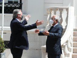 Alberto logró apoyo de Portugal para negociar con el FMI