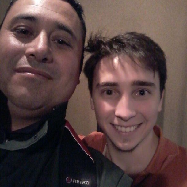 Le robaron la billetera, un recolector de basura la encontró y se la devolvió