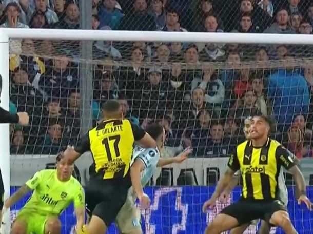 Bronca en Peñarol: la polémica falta sobre Maravilla Martínez que definió la serie ante Racing