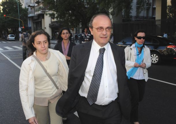 Moreau, por Radio 10: Mi expulsión de la UCR es ridícula