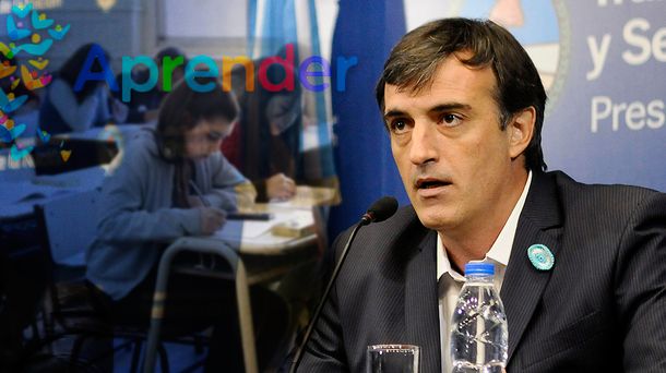 Esteban Bullrich espera por los resultados del examen Aprender.