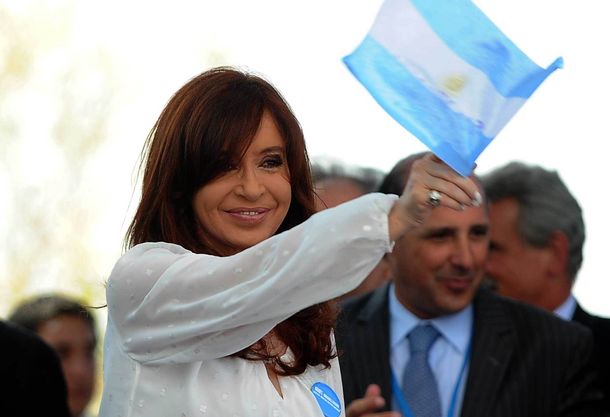 CFK agradeció los saludos por su cumpleaños a través de su cuenta de Twitter