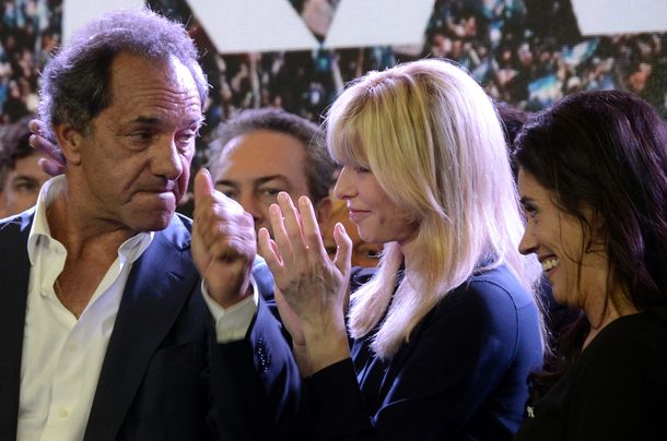 Scioli, por Radio 10: Que Macri cuente conmigo, voy por la positiva
