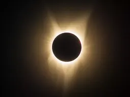 Expectativa por el Eclipse Solar total de agosto 2026. Expectativa por el Eclipse Solar total de agosto 2026.