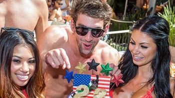 michael phelps y una despedida a pura fiesta en las vegas michael phelps y una despedida a pura fiesta en las vegas