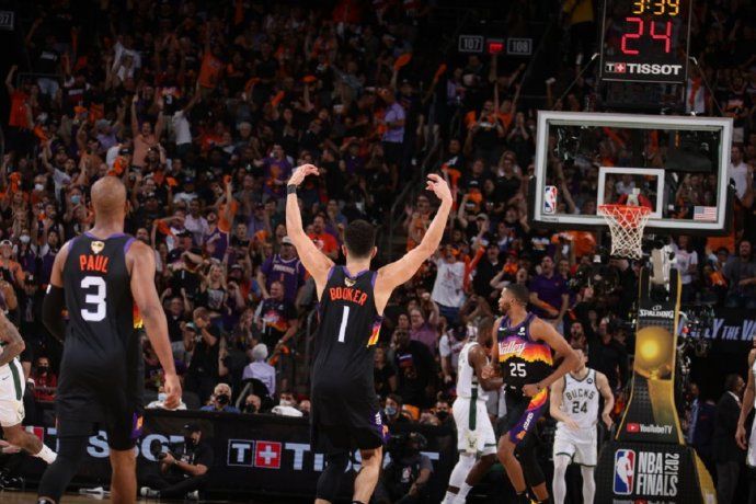 Final de la NBA: Phoenix Suns venció a Milwaukee y puso 2-0 la serie
