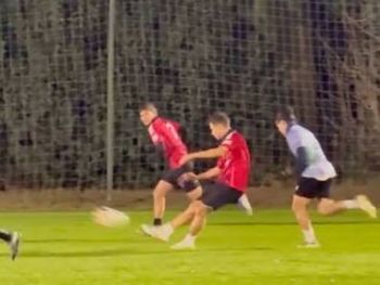 Ya afuera de Boca, Ander Herrera jugó un picado en Pilar y sorprendió a todos: el video