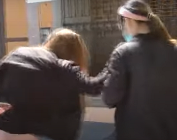 Enfurecida por un operativo policial