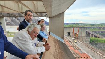 El expresidente José Mujica cuestionó el acuerdo Mercosur-UE durante un acto en Brasil. El expresidente José Mujica cuestionó el acuerdo Mercosur-UE durante un acto en Brasil.