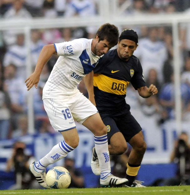 Boca derrotó a Vélez en Liniers y le privó la chance de escaparse en la punta