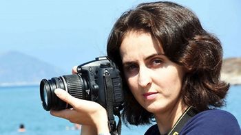 ya no podia hacer nada por el, dijo la fotografa que retrato al nino sirio ya no podia hacer nada por el, dijo la fotografa que retrato al nino sirio