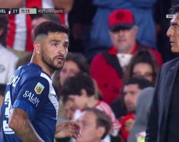 Memes y reacciones por el debut de Spreen en Deportivo Riestra vs Vélez