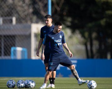 Quién sería el reemplazante de Messi en caso de no llegar ante Paraguay