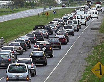 Presentan un plan para construir carreteras sustentables