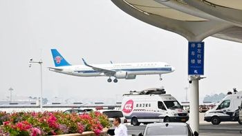 hito: se concreto el primer vuelo comercial directo entre shanghai y buenos aires hito: se concreto el primer vuelo comercial directo entre shanghai y buenos aires