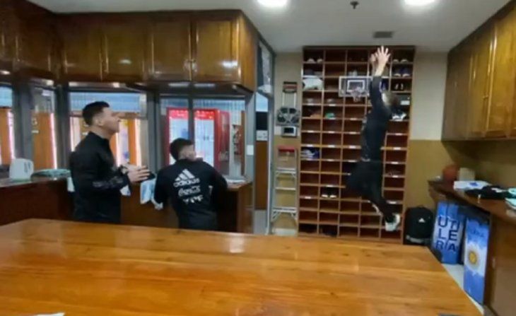 VIDEO: La jugada de NBA de Lionel Messi, De Paul y Papu Gómez que es viral