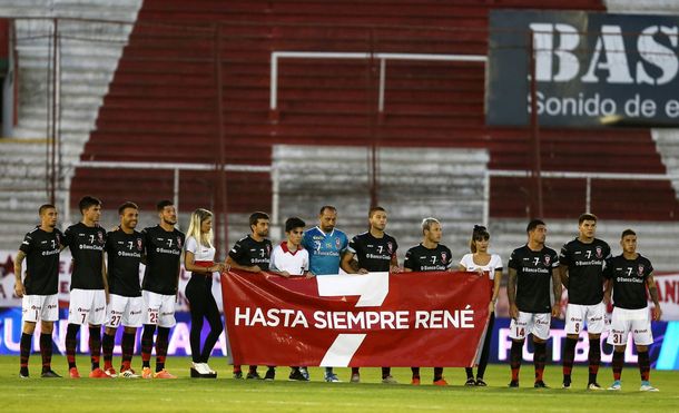 El homenaje de Huracán a René Houseman