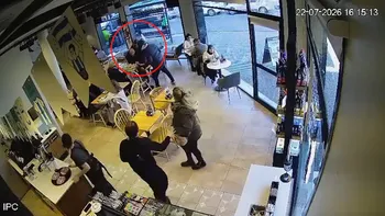 Dos delincuentes armados asaltaron a dos personas dentro de una cafetería en Wilde&nbsp;