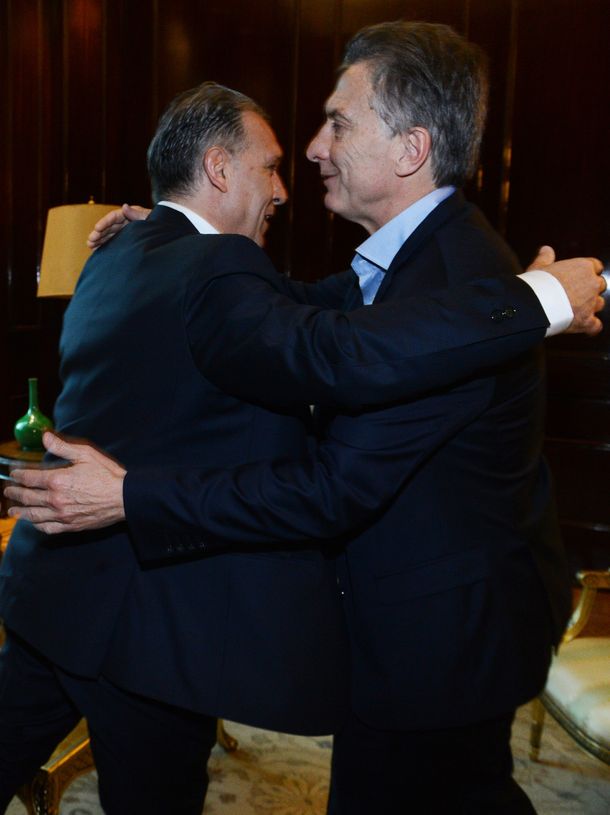 Macri recibió a Martino en Casa Rosada y le deseó suerte para la Copa América