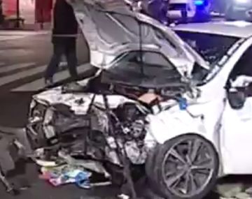 Un policía alcoholizado provocó un choque múltiple en Corrientes y Medrano