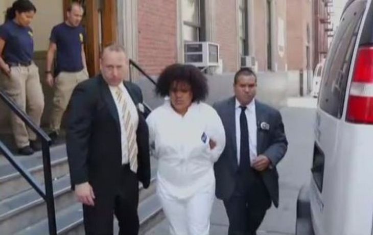 Quiso ahorcar a su novia por no darle la contraseña de su Facebook y ella lo mató