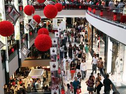 los bancos ofrecen hasta un 30 por ciento de rebaja en las compras navidenas los bancos ofrecen hasta un 30 por ciento de rebaja en las compras navidenas