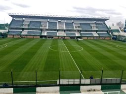 La IA reveló cómo se vería la cancha de Banfield techada La IA reveló cómo se vería la cancha de Banfield techada