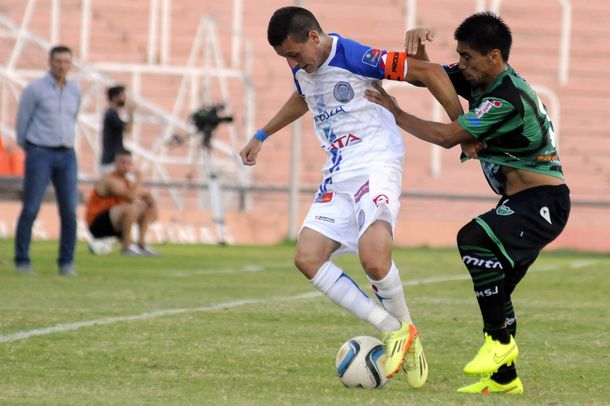 En un partido parejo, el clásico cuyano terminó en empate