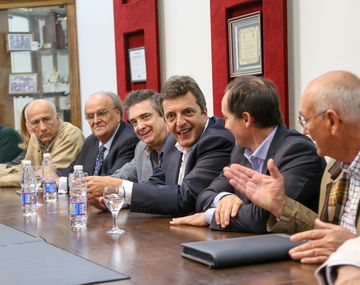 El massismo no acompañará la ley antidespidos y prepara una iniciativa propia