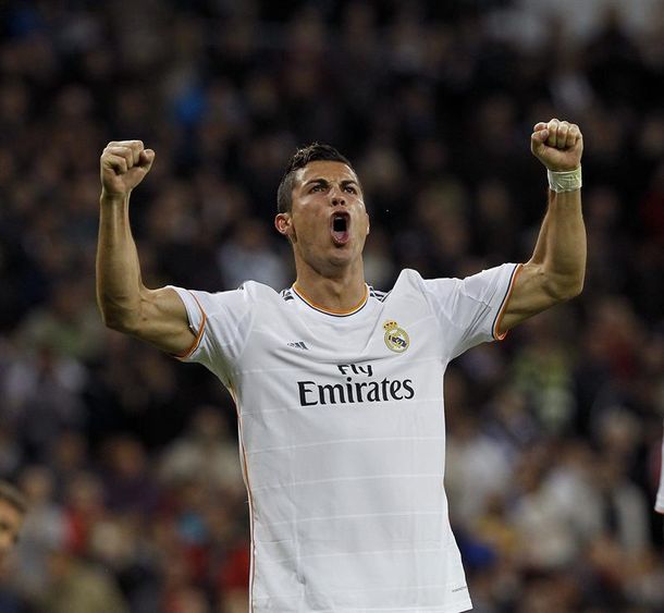 Con tres de Cristiano Ronaldo, Real Madrid aplastó al Sevilla