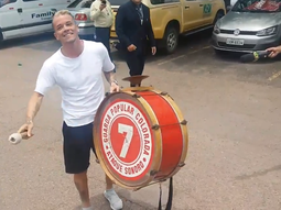 D´alessandro fue recibido por los hinchas del Inter D´alessandro fue recibido por los hinchas del Inter