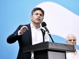 Axel Kicillof cerró la campaña de Fuerza Patria en San Martín: La motosierra fue una estafa en TikTok