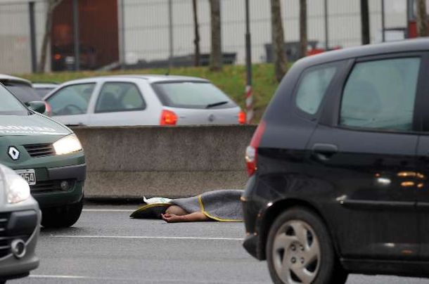 Robó un celular y murió atropellado sobre la Panamericana