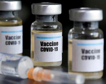 La vacuna de Oxford logró un 99% de inmunidad en adultos mayores